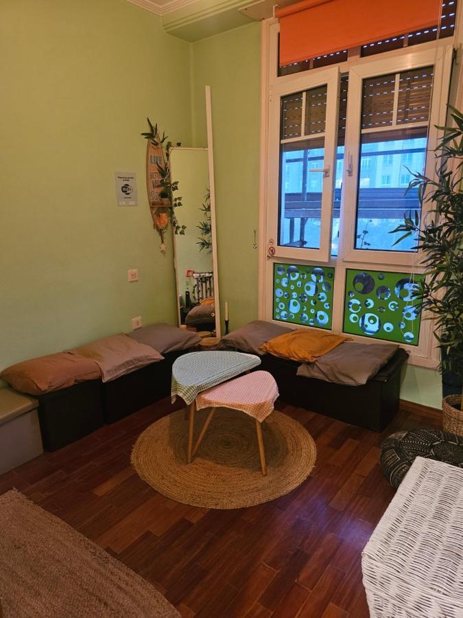 Habitacion Amplia Y Centrica En Piso Compartido A Coruña Kültér fotó
