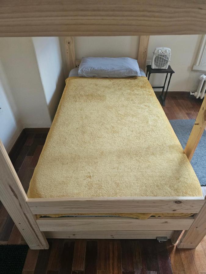 Habitacion Amplia Y Centrica En Piso Compartido A Coruña Kültér fotó